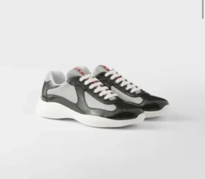 05a4875f-7693-447b-968b-2aa9ffd99a02.webp America’s Cup in Black