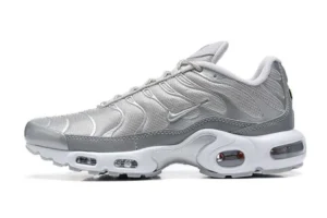 air-max-plus-tn-metallic-silver-white.webp AIR MAX PLUS TN ‘METALLIC SILVER WHITE’