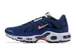 air-max-plus-tn-running-club-1.webp AIR MAX PLUS TN ‘RUNNING CLUB’