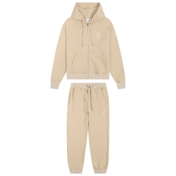 ami-tracksuit-5.webp Ami Tracksuit