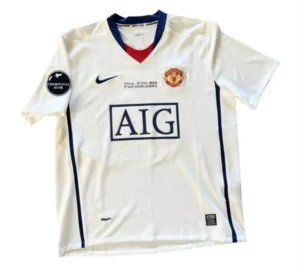 camiseta-retro-manchester-united-08-09-edicion-final-champions-league.webp Camiseta Retro Manchester United 08/09 – Edición Final Champions League