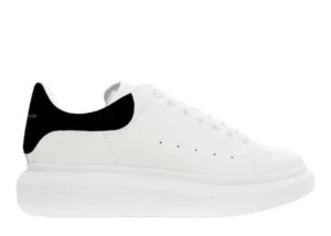 mcqueen-terciopelo.webp MCQUEEN TERCIOPELO