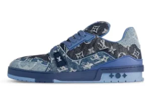 trainer-blue-2.webp Trainer Blue